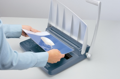 Aparat de indosariat wireBIND 300 Leitz
